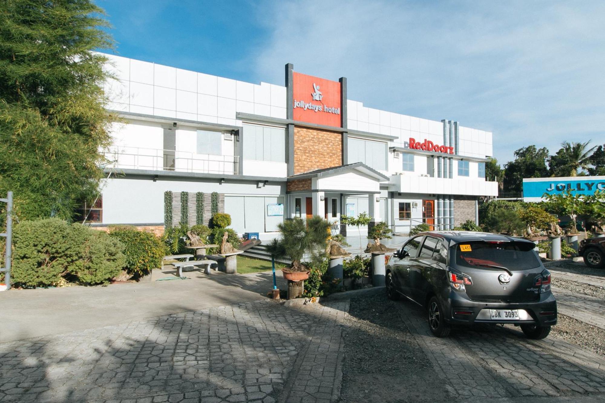 Reddoorz Plus @ Jollydays Hotel Nueva Ecija San Jose (Nueva Ecija) Exterior foto