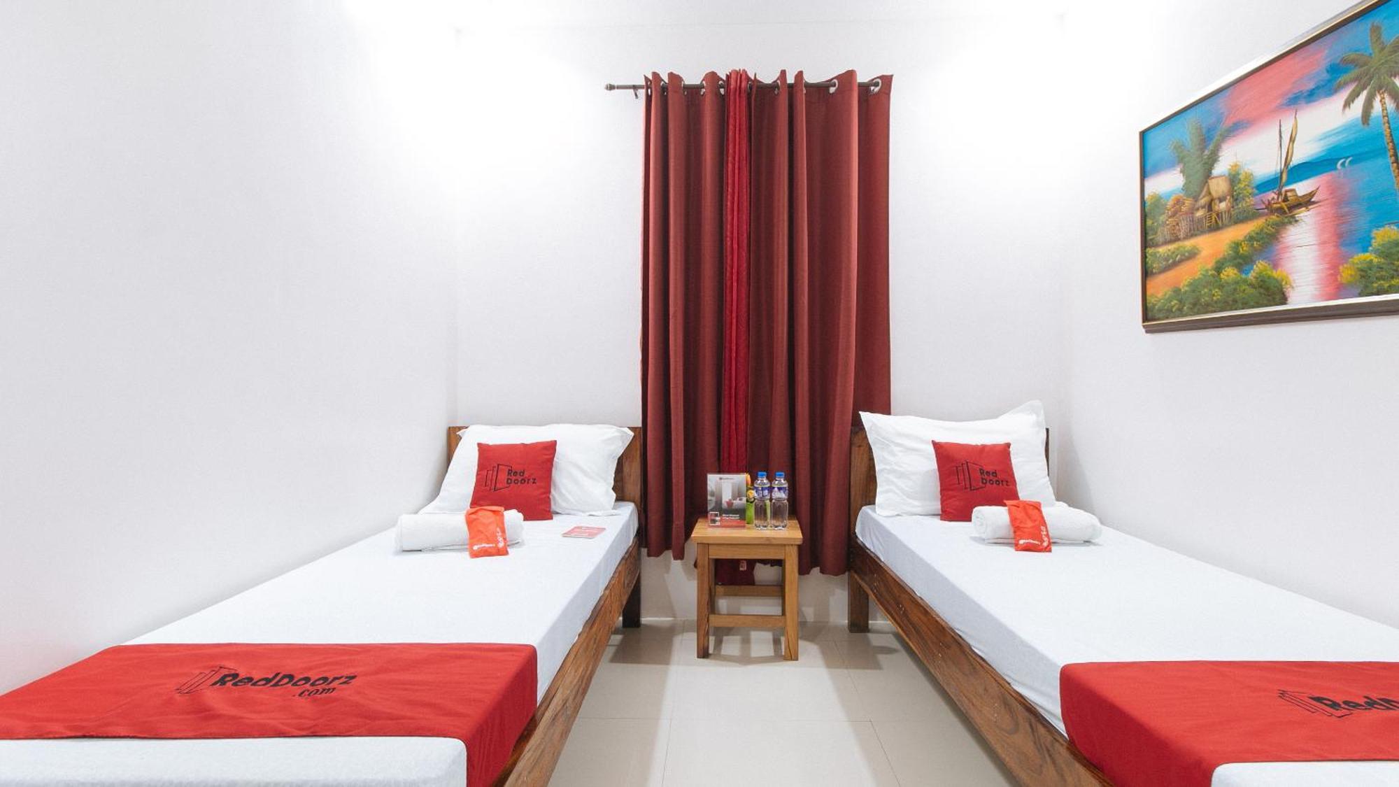 Reddoorz Plus @ Jollydays Hotel Nueva Ecija San Jose (Nueva Ecija) Exterior foto