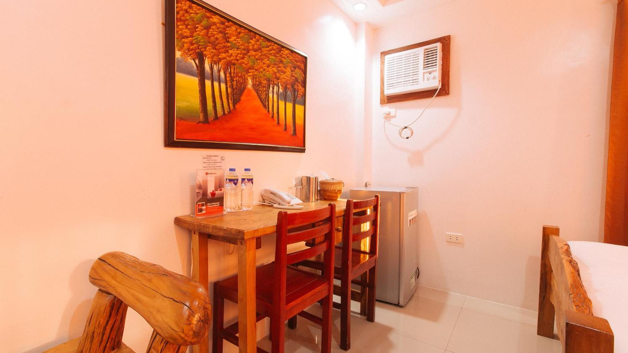 Reddoorz Plus @ Jollydays Hotel Nueva Ecija San Jose (Nueva Ecija) Exterior foto