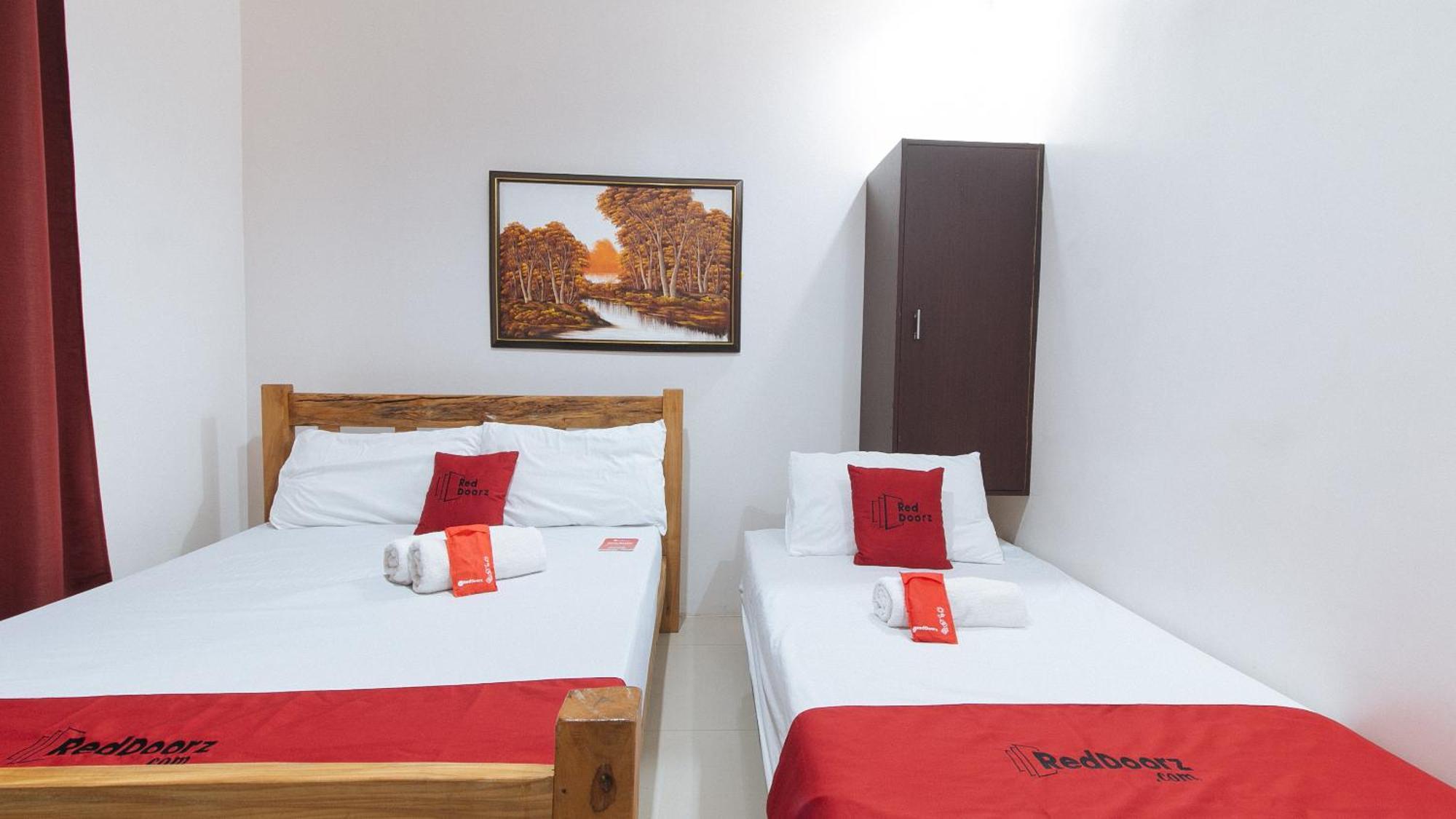 Reddoorz Plus @ Jollydays Hotel Nueva Ecija San Jose (Nueva Ecija) Exterior foto