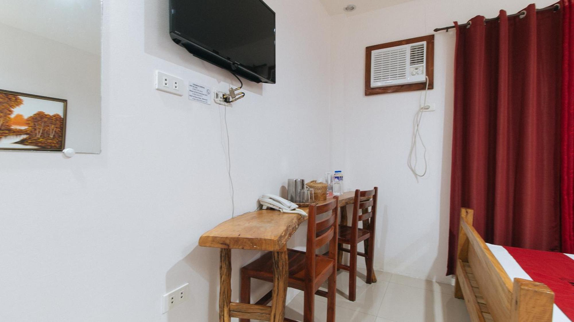 Reddoorz Plus @ Jollydays Hotel Nueva Ecija San Jose (Nueva Ecija) Exterior foto