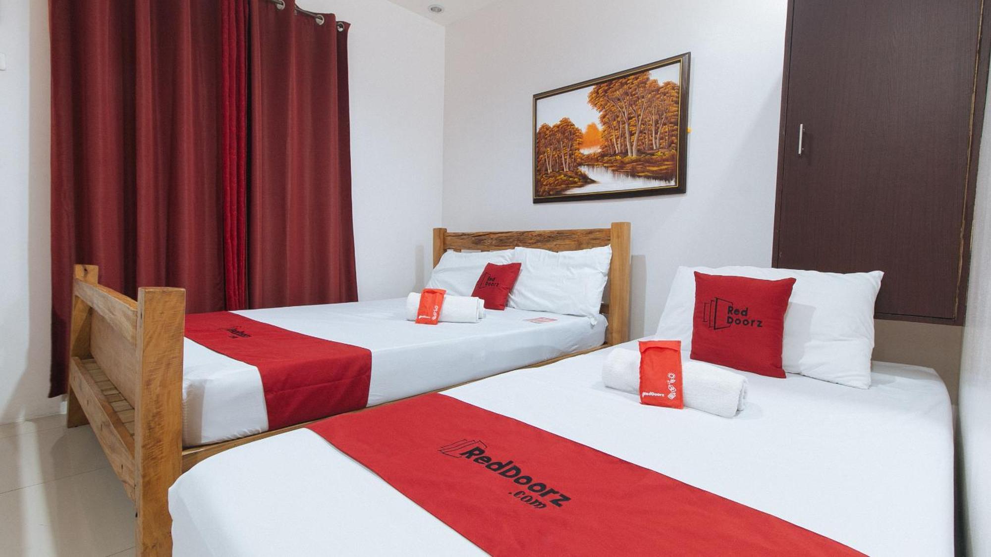 Reddoorz Plus @ Jollydays Hotel Nueva Ecija San Jose (Nueva Ecija) Exterior foto
